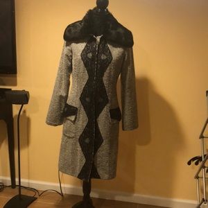 Designer Long fabric coat with fox fur